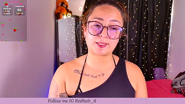 Rhosynn online show from October 24, 8:27 pm