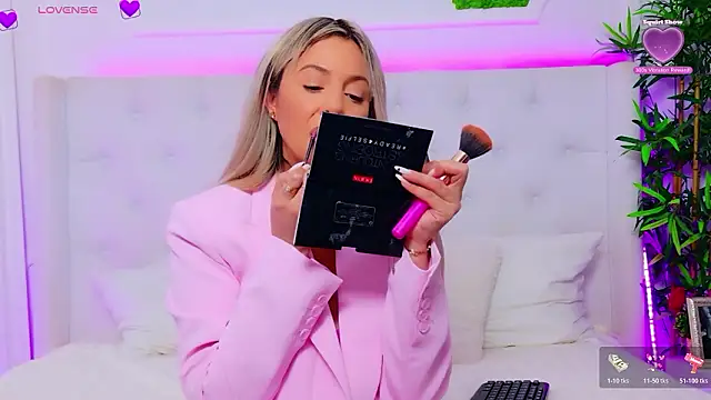 AriannaSins online show from March 9, 1:14 pm