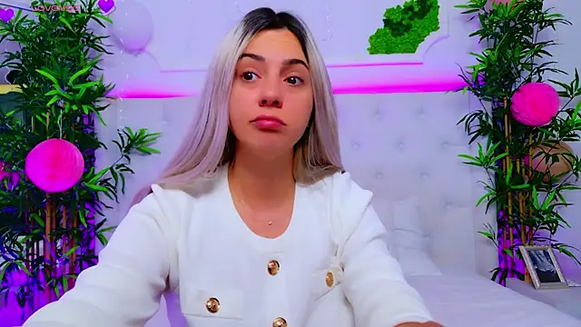 AriannaSins online show from September 19, 12:26 pm