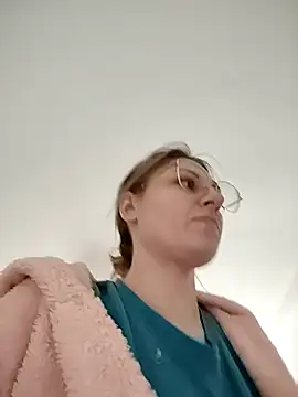 SandyCassie online show from January 8, 10:41 am