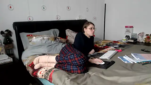 SandyCassie online show from January 16, 10:11 am