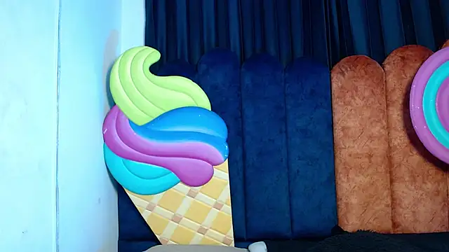 antonella rosecs online show from February 28, 4:45 am