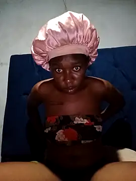 sexysmalldaily04 online show from February 7, 7:18 pm