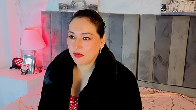 Elizabeth bennett 6 online show from January 7, 12:08 pm