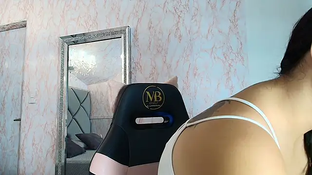 scarlett montoya online show from January 13, 1:48 pm