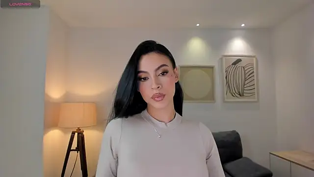 ChristineFord  online show from April 1, 12:06 pm