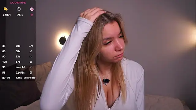 BrynnHolverson online show from March 1, 8:52 pm