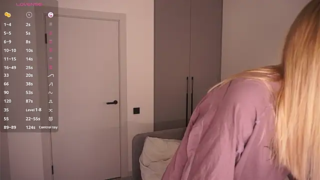 BrynnHolverson online show from February 5, 8:12 pm