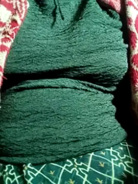 Snapshot of M-MAYA chatting on November 27, 3:48 pm M-MAYA online show from November 27, 3:48 pm