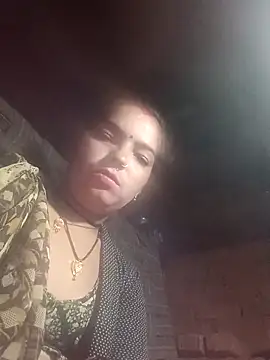 Snapshot of M-MAYA chatting on November 14, 5:13 pm M-MAYA online show from November 14, 5:13 pm