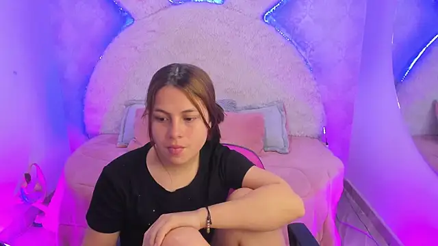 valentina clk online show from November 19, 1:11 pm