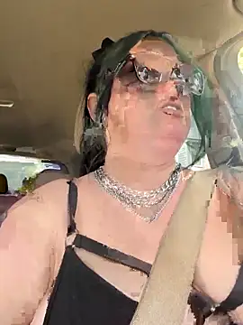 ImKatMeow online show from April 9, 5:29 pm