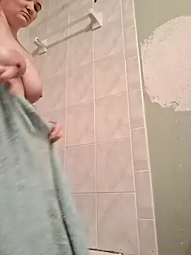 faithorsini8 online show from April 19, 3:39 am