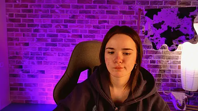 May Bloom online show from February 17, 6:24 am