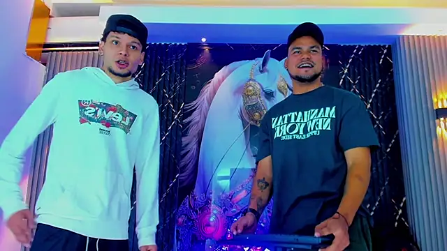 handsome boys22 online show from January 17, 3:19 pm