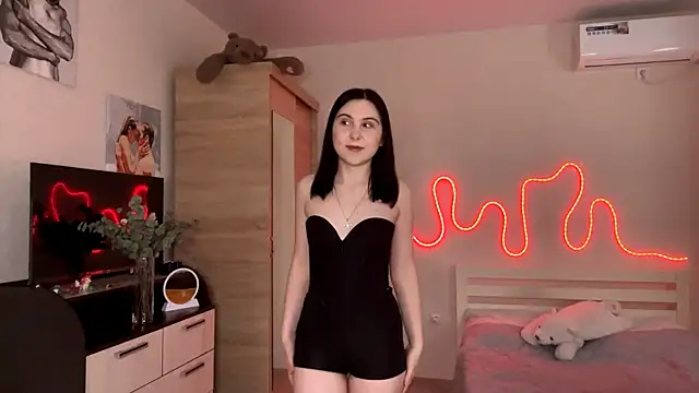 MyraLitterers online show from April 11, 3:37 pm