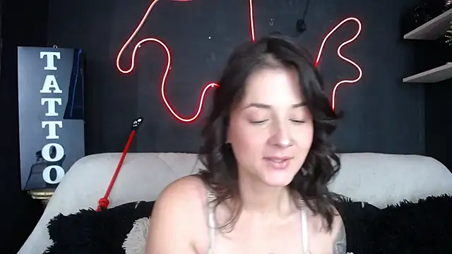 Emma sweet hot online show from April 13, 5:25 pm