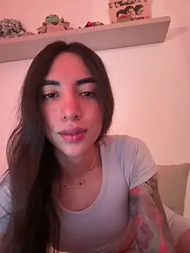 valeriahornier online show from March 5, 1:45 am