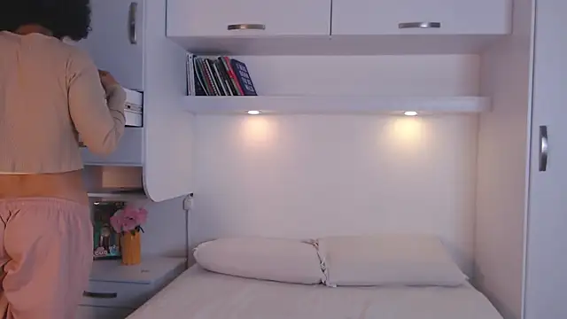 MartiRuis10 online show from November 19, 11:27 pm