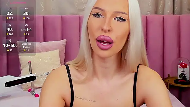 KailaCrystall online show from November 17, 1:28 am