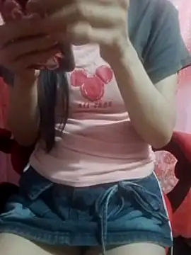 Kylie beem online show from October 24, 8:10 am