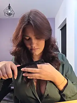 MiaRides19 online show from February 3, 11:40 pm