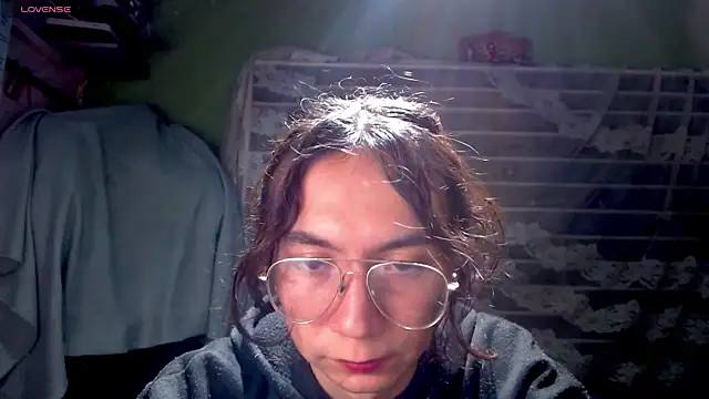 najimi uwu online show from January 17, 1:02 am