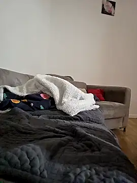 lasexycoquine59 online show from April 3, 1:09 pm