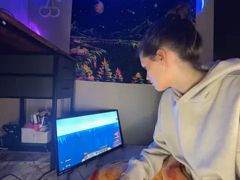 Thedeepwebcutie online show from March 6, 12:28 am