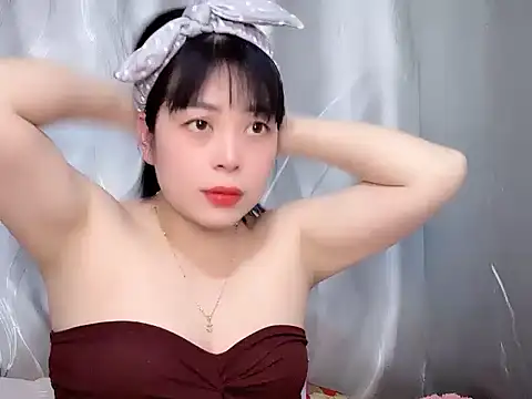 Butterfly kee online show from February 3, 2:00 pm