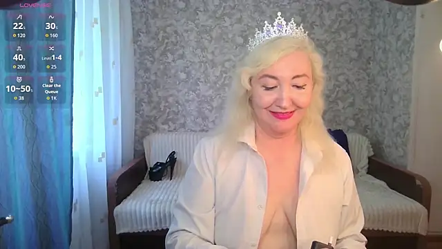 LadyKriss online show from July 21, 10:49 am