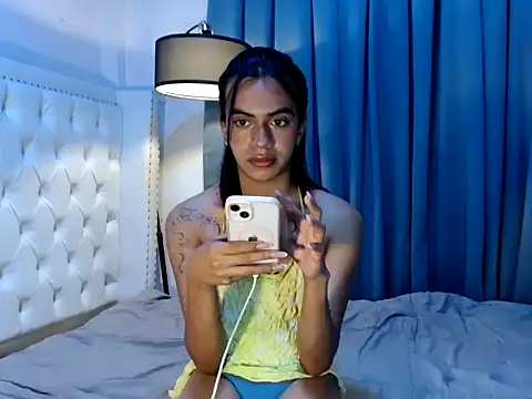 luv trix online show from January 12, 5:18 pm