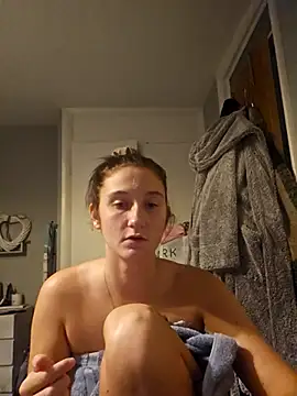 SashaBabyxx online show from November 6, 4:13 pm