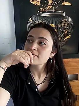 KittenMiss  online show from November 4, 8:58 pm