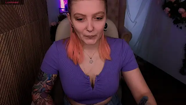 Kiki shay online show from October 21, 1:48 pm