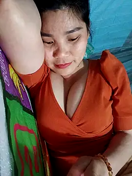 Bear bear0 online show from April 1, 1:41 pm