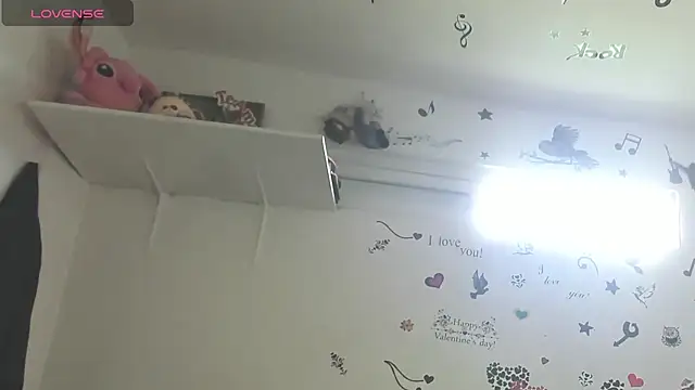 YAILIN 04 online show from April 22, 5:54 pm