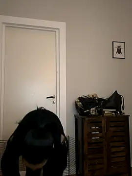 Gabbyys online show from November 3, 9:30 pm