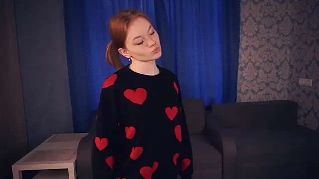 KarlynGow online show from November 20, 6:47 am