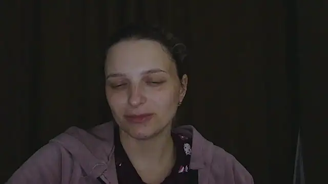 ElisSky301 online show from February 21, 9:15 pm