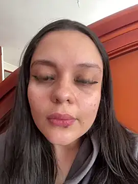 Selena Roa online show from April 1, 5:10 pm