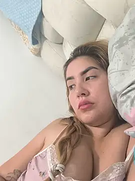 iamdulce  online show from May 29, 12:41 am