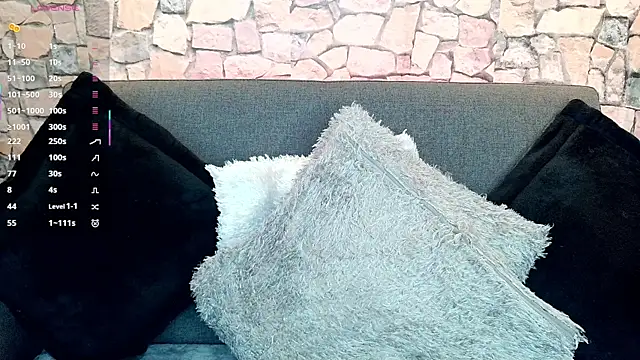 mia roux1 online show from November 1, 5:06 pm