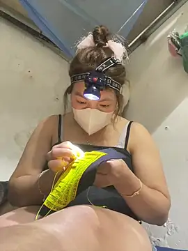 love-xx online show from December 17, 4:27 am