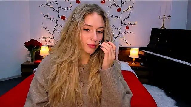 sassy cutie online show from October 25, 8:15 pm