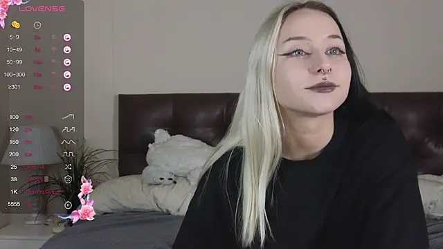  JustCass  online show from October 29, 10:19 am