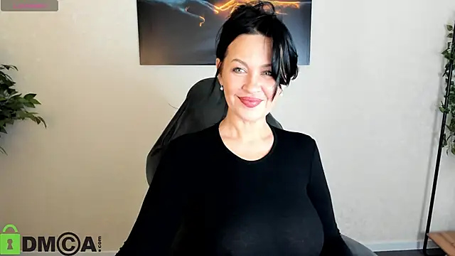 Sara Devills online show from March 17, 9:02 am