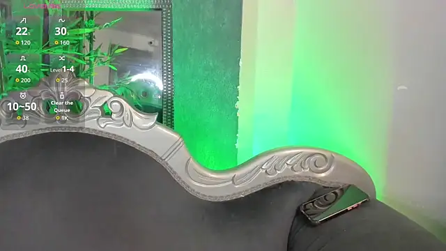 sydney miller  online show from April 11, 11:30 pm