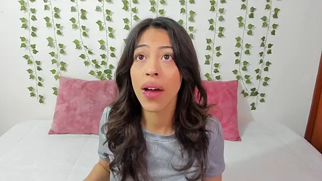 emily jonessxx online show from February 15, 2:16 pm