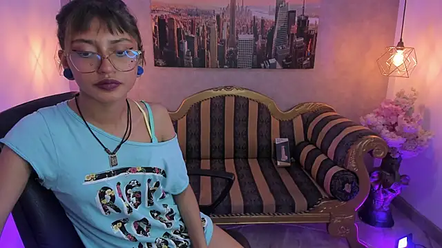 Noa clk online show from October 28, 4:40 am